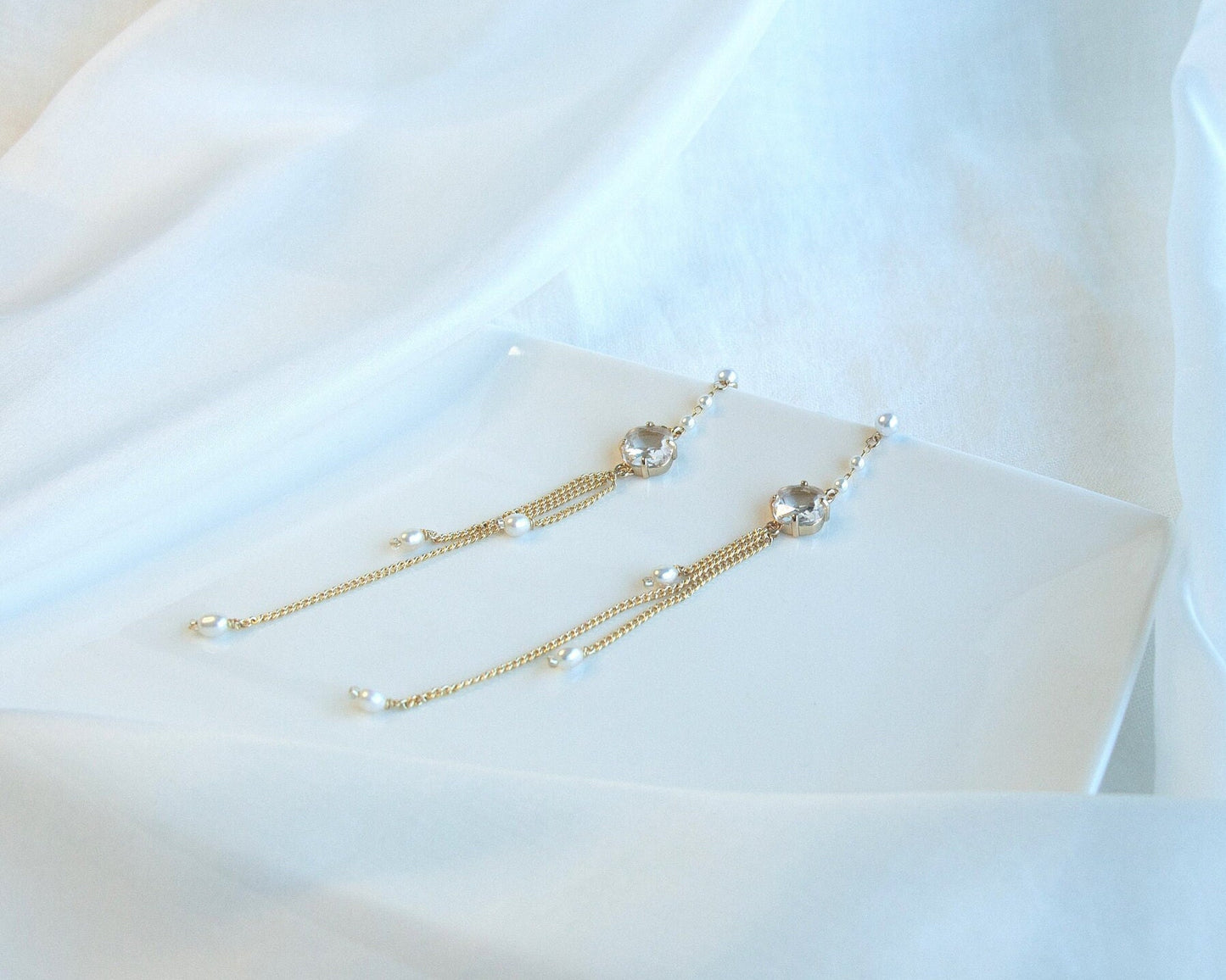 Gold Chain Bridal Statement Earrings; Dangle Earrings; Natural Pearls Earrings; Crystal Earrings; Wedding jewellery; Gift for Bride