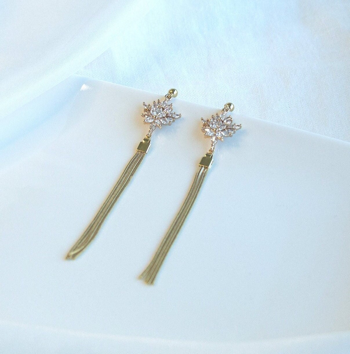 Gold Chain Bridal Statement Earrings; Dangle Earrings; Crystal Earrings; Zirconia Earrings;Floral earrings;Wedding jewellery;Gift for Bride;