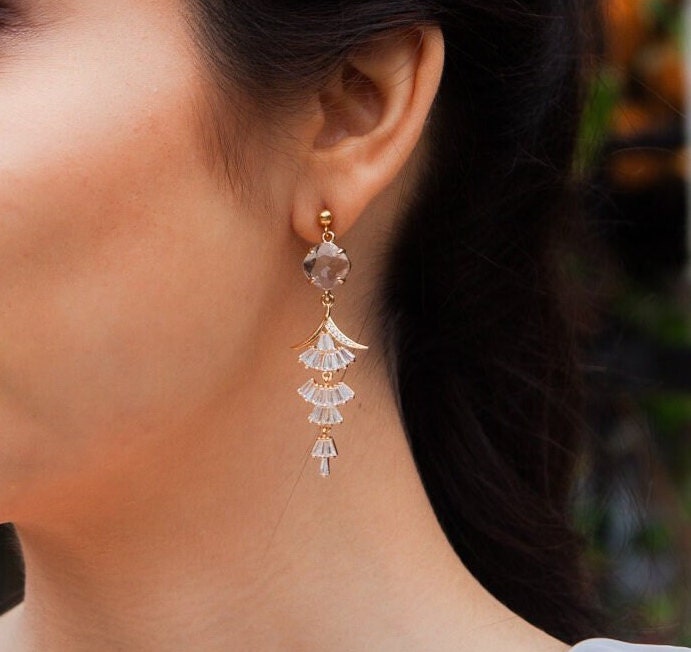 Chandelier Bridal Statement Earrings; Wedding Jewellery; Crystal Earrings; Dangle Earrings; Bride Earrings; Bride gift; Party Earrings