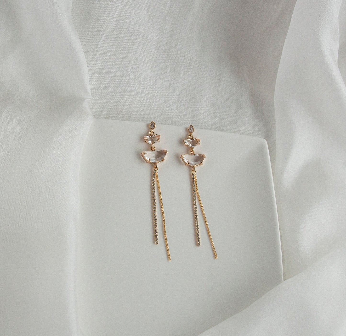 Gold Chain Bridal Statement Earrings; Dangle Earrings; Party Earrings; Crystal Earrings; Wedding jewellery; Gift for Bride; Gift for Her