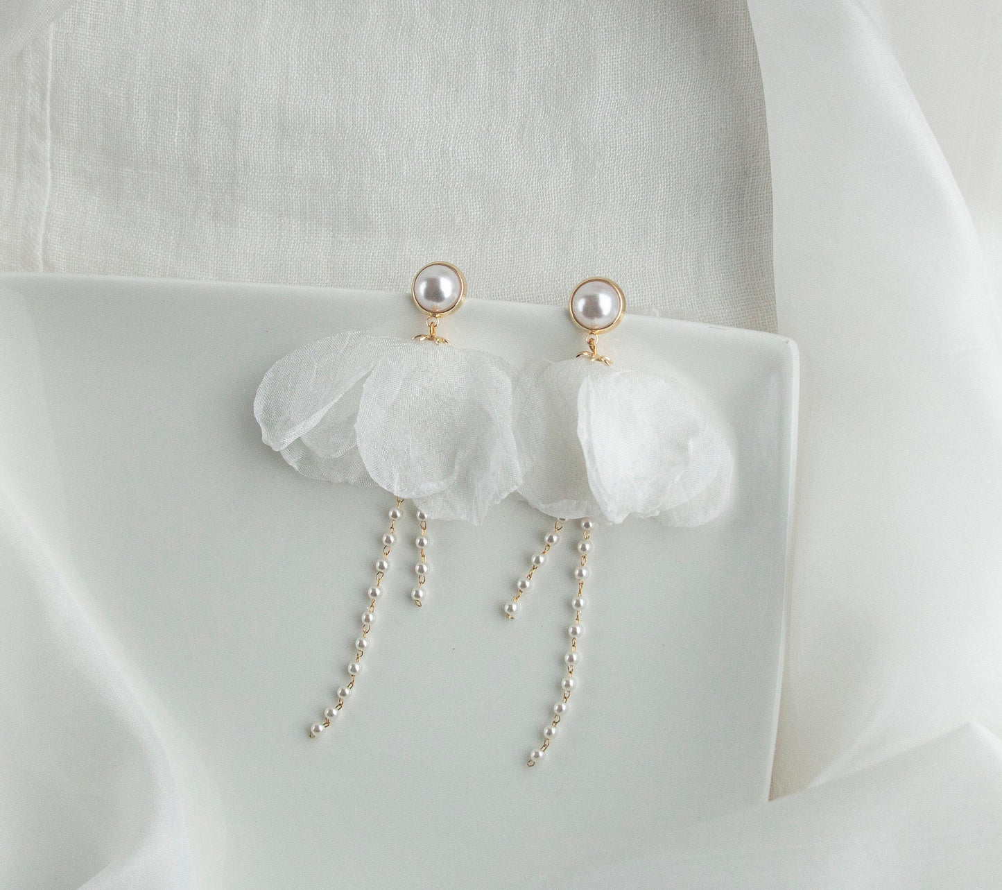 Silk Flower Bridal Statement Earrings; Dangle Earrings; Pearl Earrings; Wedding Earrings; Bride earrings; Gift for Bride; Gift for Her