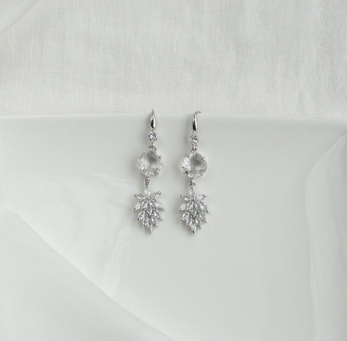 Bridal Statement Earrings; Silver earrings; Crystal Earrings; Dangle Earrings; Wedding Earrings; Gift for Bride; Party Earrings;
