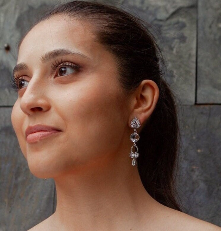 Bridal Statement Earrings; Silver earrings; Crystal Earrings; Dangle Earrings; Wedding Earrings; Gift for Bride; Party Earrings;