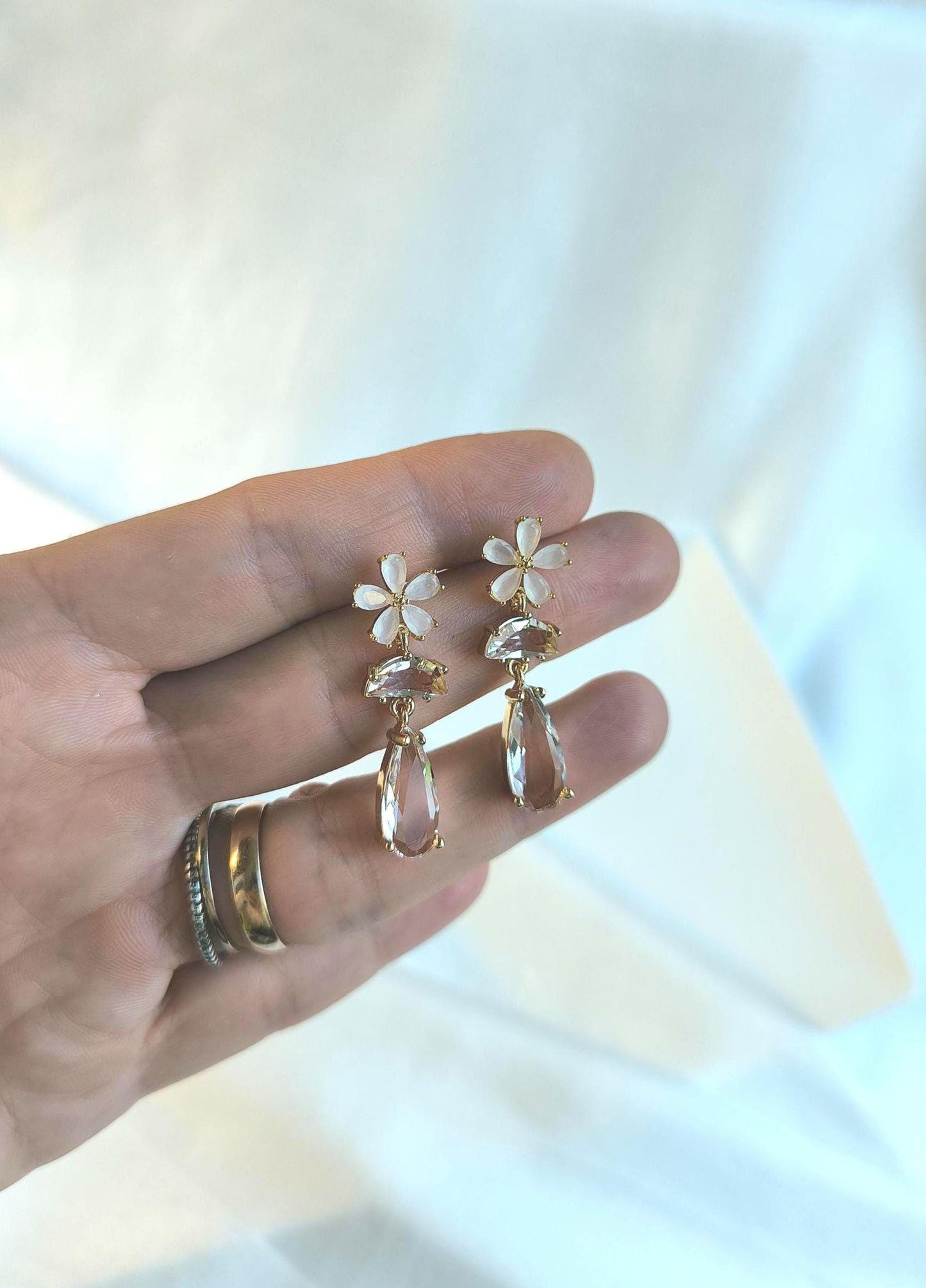 Bridal Crystal Earrings; Bridal Dangle Earrings; Floral Earrings; Crystal Earrings; Wedding jewellery; Gift for Her; Party Earrings