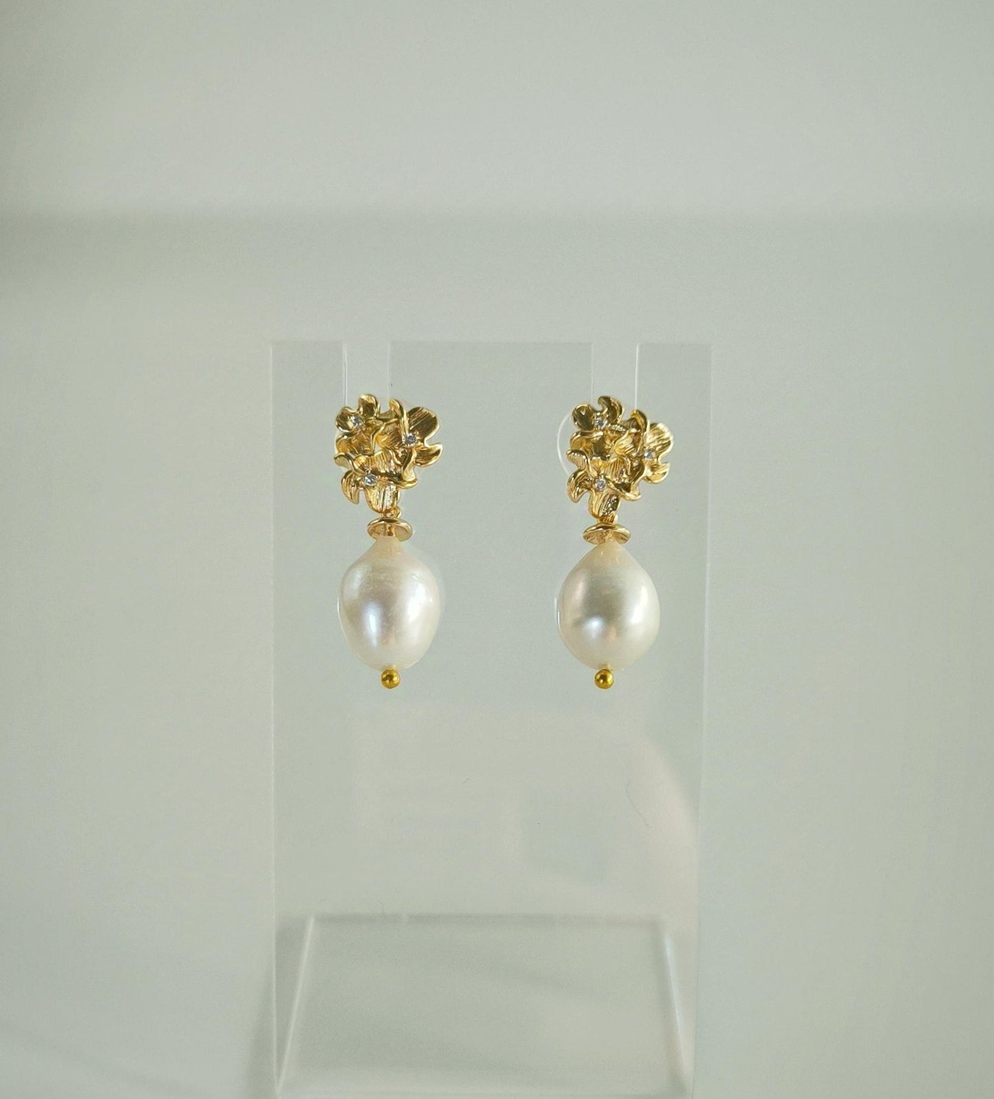 Bridal Gold & Natural Pearl Earrings; Gold Floral Earrings; Wedding Season Jewellery; Bridal Jewellery; Bridal Studs; Gift for Bride;