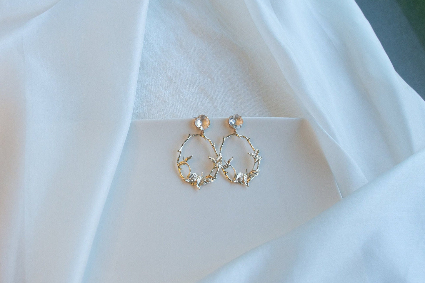 Gold Leaves Bridal Statement Dangle Earrings; Wedding Jewellery; Crystal Earrings; Gift for Bride; Gift for Her