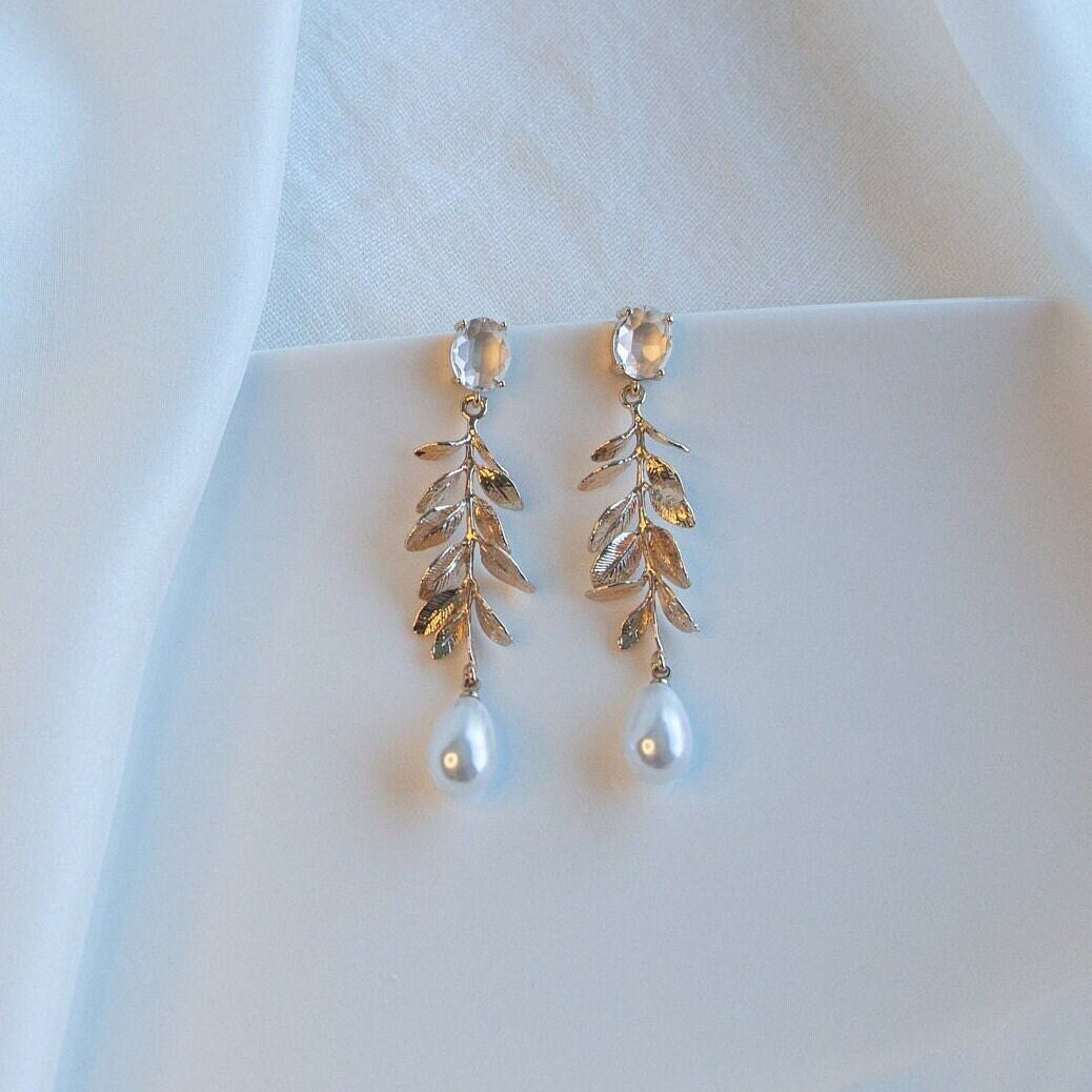 Gold Leaves Bridal Statement Earrings; Crystal Earrings; Pearl Earrings; Wedding Earrings; Bride Earrings; Bride Gift; Gift for her