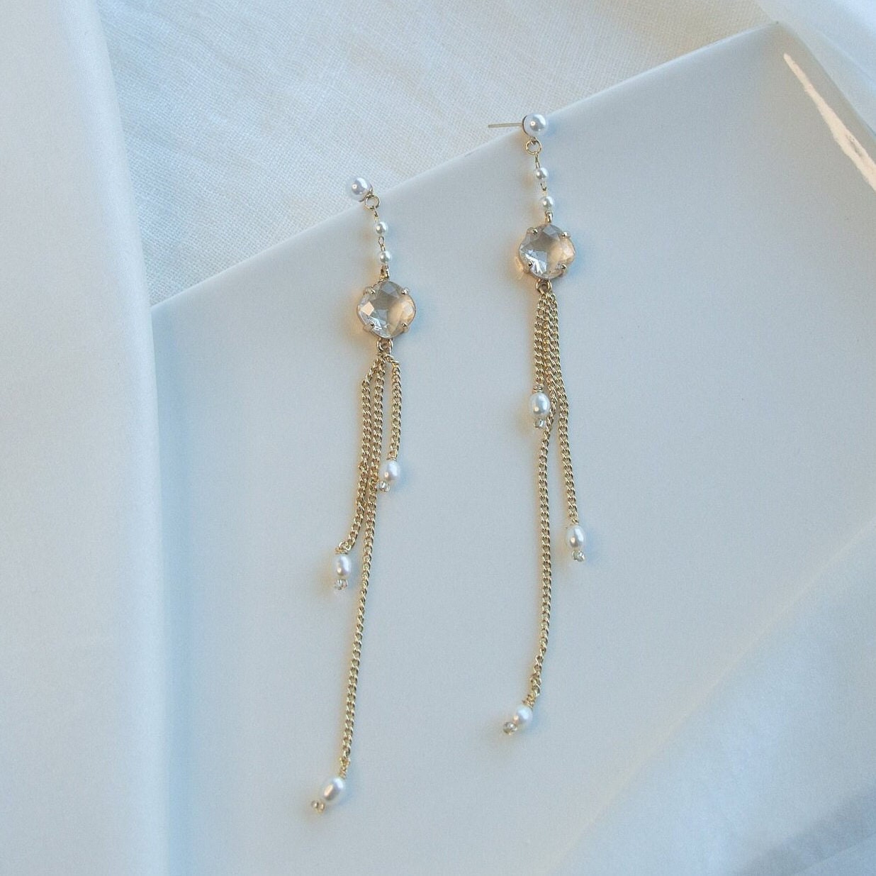 Gold Chain Bridal Statement Earrings; Dangle Earrings; Natural Pearls Earrings; Crystal Earrings; Wedding jewellery; Gift for Bride