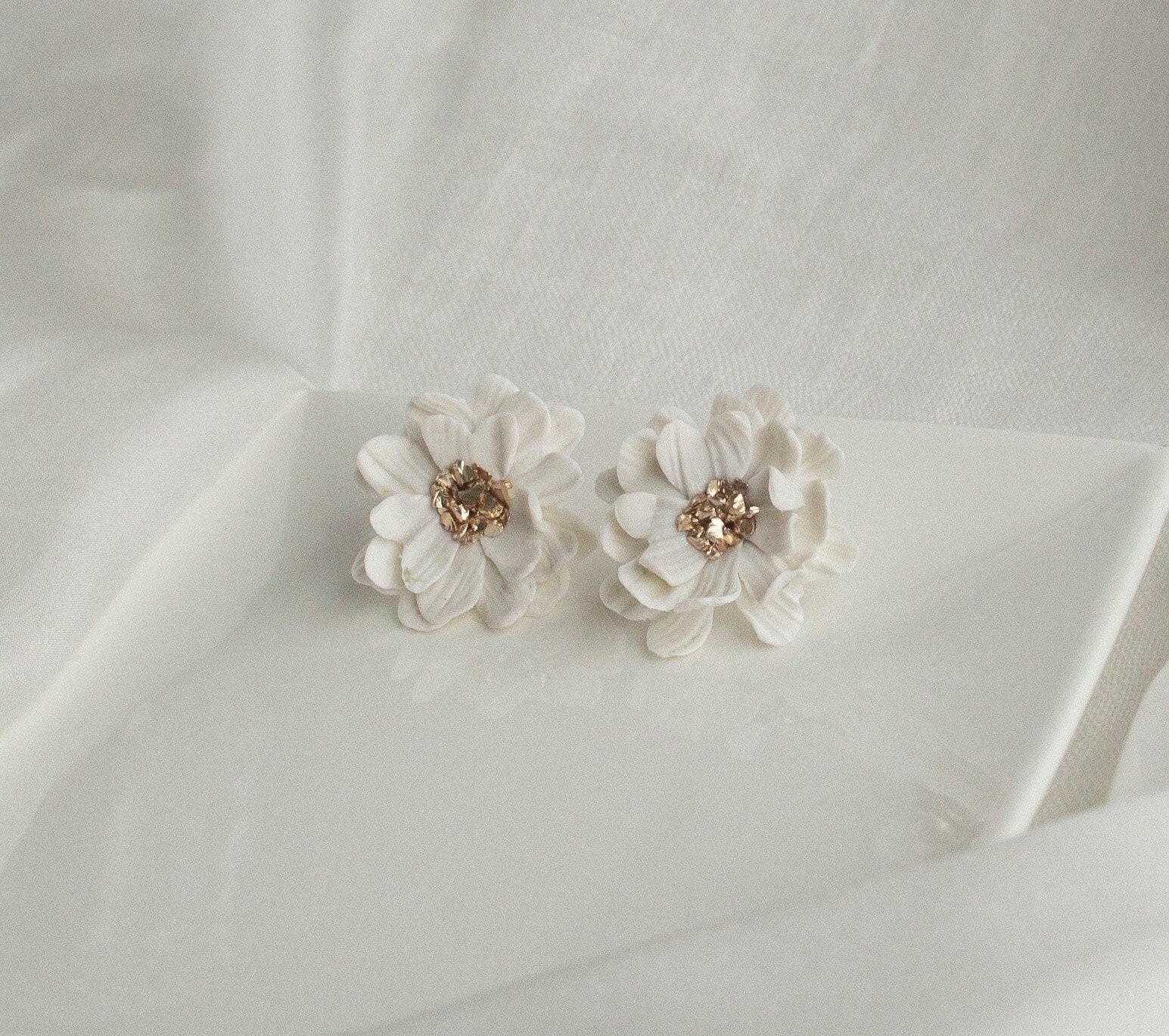 Bridal Floral Earrings; Large white Flower Earrings; Wedding Jewellery; Large Drop earrings; White and Gold Earrings; Gift for Bride