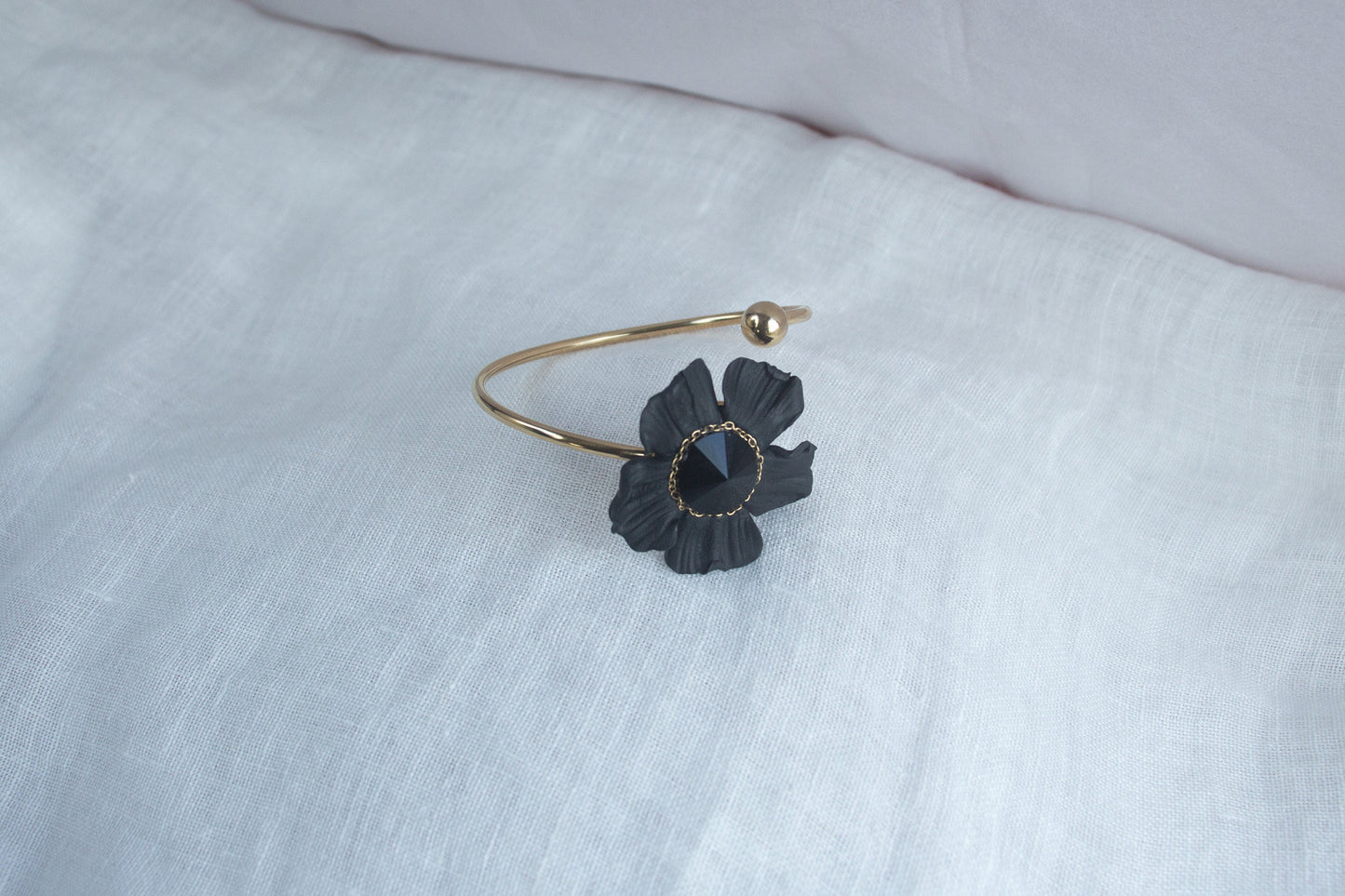 Bridal Statement Floral Bracelet; Black Flower Bracelet; Party Jewellery; Golden Bracelet; Black, Gold, Crystal Bracelet; Gift for Her