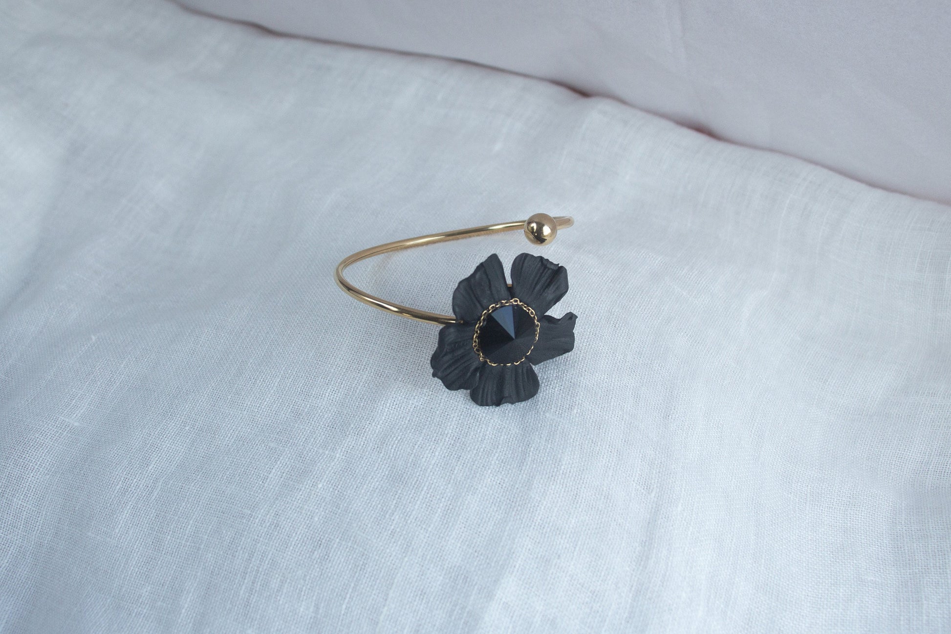 Bridal Statement Floral Bracelet; Black Flower Bracelet; Party Jewellery; Golden Bracelet; Black, Gold, Crystal Bracelet; Gift for Her