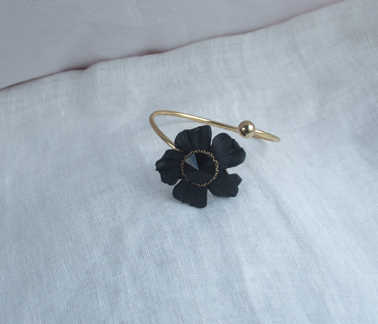 Bridal Statement Floral Bracelet; Black Flower Bracelet; Party Jewellery; Golden Bracelet; Black, Gold, Crystal Bracelet; Gift for Her