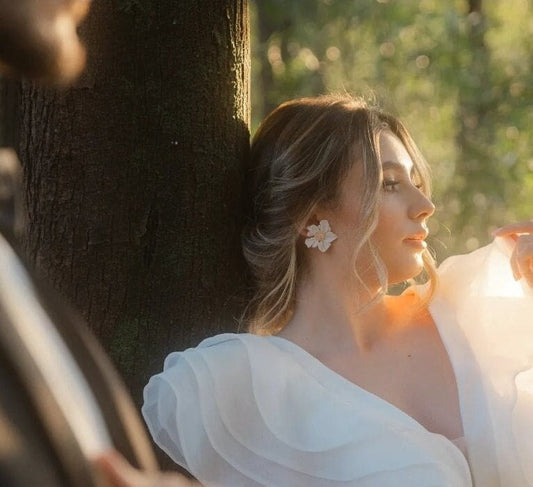 Bridal Floral Earrings; Large white Flower Earrings; Wedding Jewellery; Large Drop earrings; White, Gold, Crystal Earrings; Gift for Bride