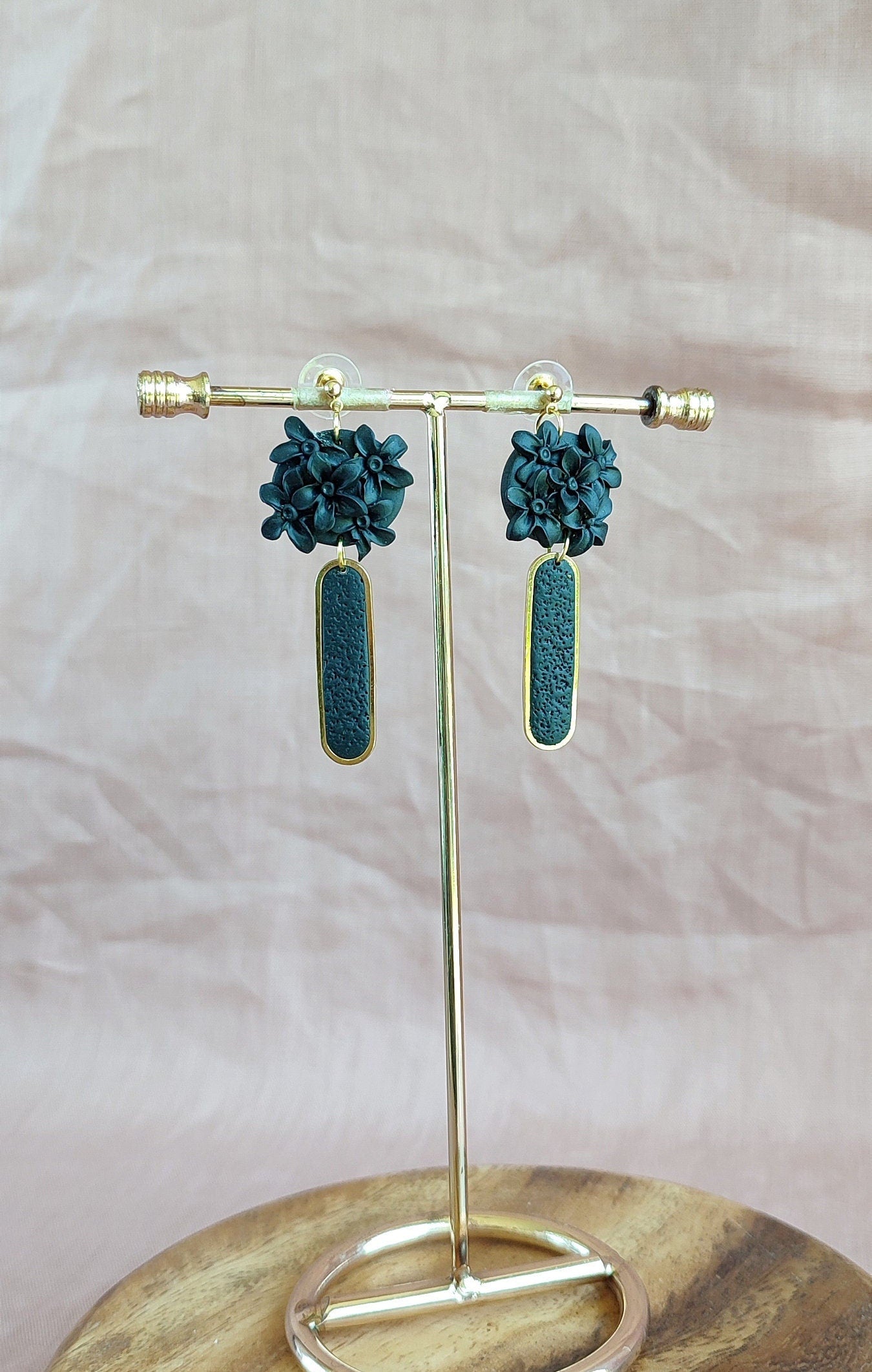 Black Statement Dangle Earrings; Party Earrings; Gold and Black Earrings; Polymere clay Earrings; Floral Earrings; Gift for her;