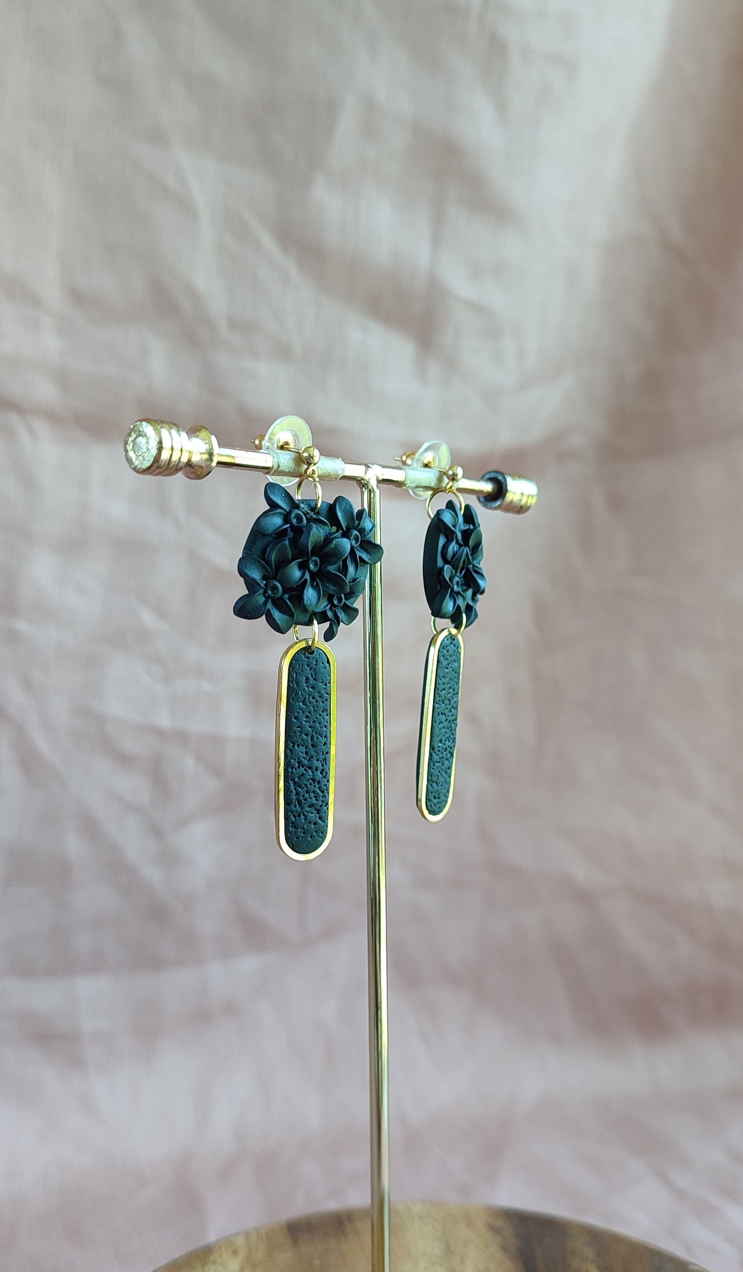 Black Statement Dangle Earrings; Party Earrings; Gold and Black Earrings; Polymere clay Earrings; Floral Earrings; Gift for her;