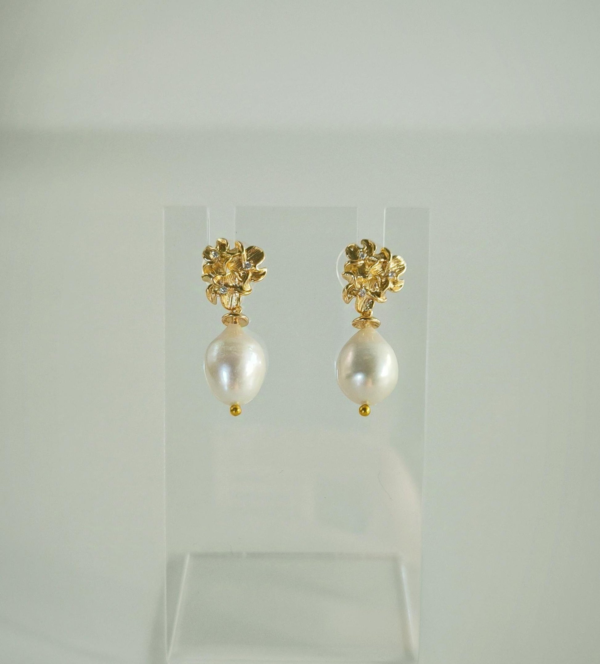 Bridal Gold & Natural Pearl Earrings; Gold Floral Earrings; Wedding Season Jewellery; Bridal Jewellery; Bridal Studs; Gift for Bride;