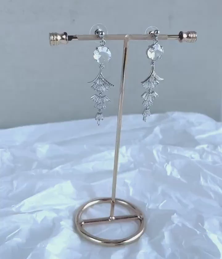 Chandelier Bridal Statement Earrings; Wedding Jewellery; Crystal Earrings; Dangle Earrings; Bride Earrings; Bride gift; Party Earrings